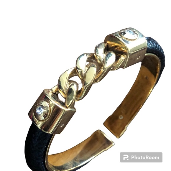 Henri Bendel Structured Link Front Bangle Cuff